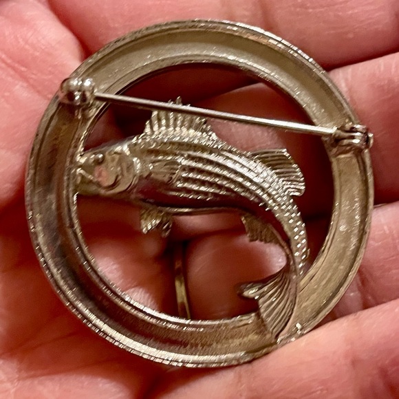 Silver Fish Lapel Pin - Metallic Fish Accessory - Picture 8 of 10